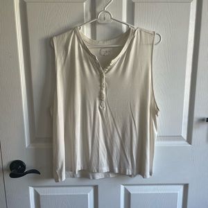 Lou & Grey cream top